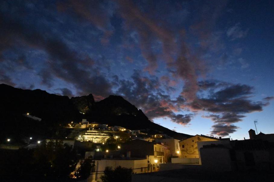 Hotel Montesion Luz Del Desierto Lucainena de las Torres Exteriör bild